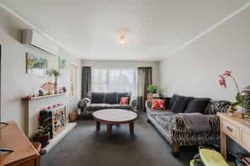 81 Pine Avenue, Melville