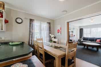 81 Pine Avenue, Melville