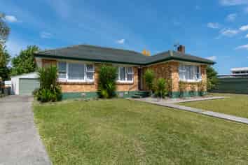 81 Pine Avenue, Melville