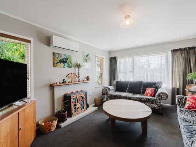 81 Pine Avenue, Melville