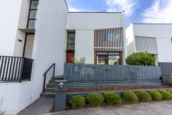 9 Frank Gill Road, Hobsonville