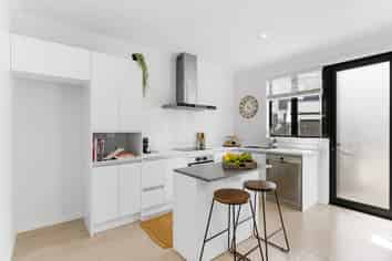 9 Frank Gill Road, Hobsonville