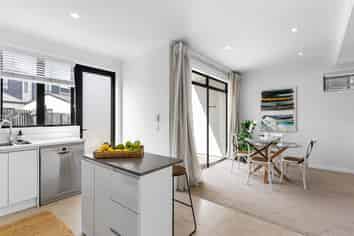 9 Frank Gill Road, Hobsonville