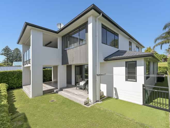 43a Thirteenth Avenue, Avenues