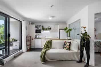 29/241 Hinemoa Street, Birkenhead