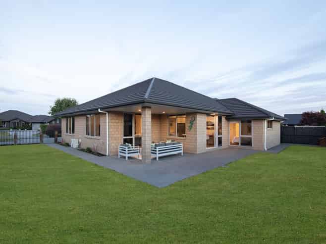 5 Brad Avenue, Flagstaff