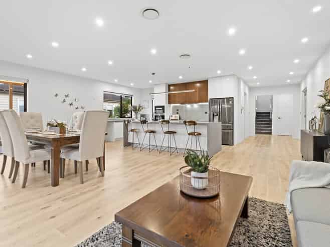 17 Grut Greens, Millwater