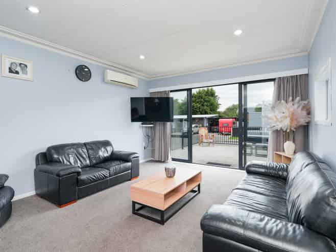 25 Beatty Street, Strathern