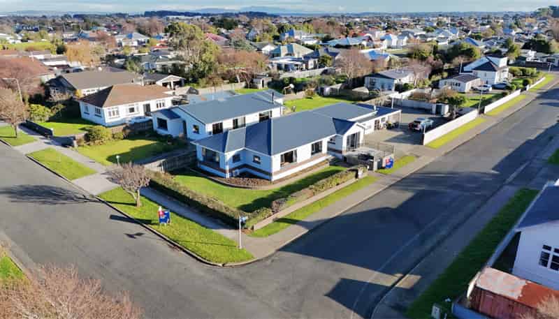 25 Beatty Street, Strathern