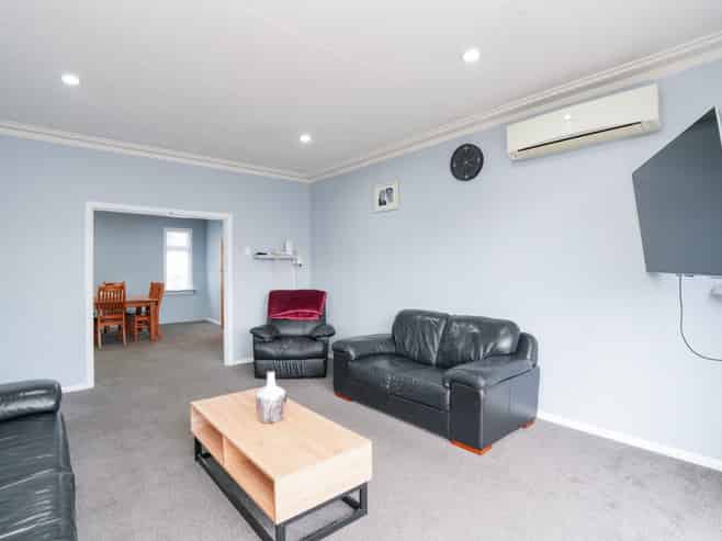 25 Beatty Street, Strathern