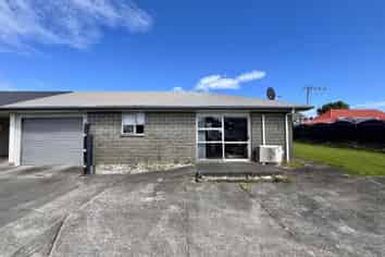 68A Henley Street, Westport