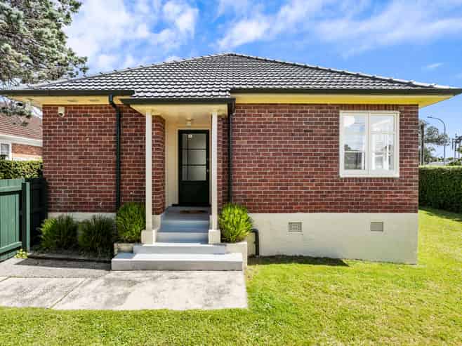 82 Asquith Avenue, Mount Albert