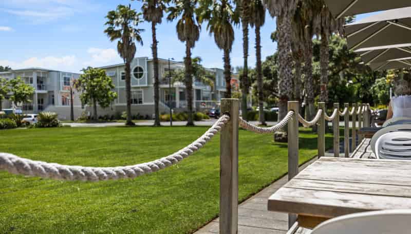 12 Parkside Drive, Orewa