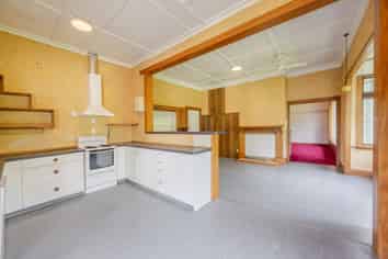 103 Duchess Crescent, Mayfair