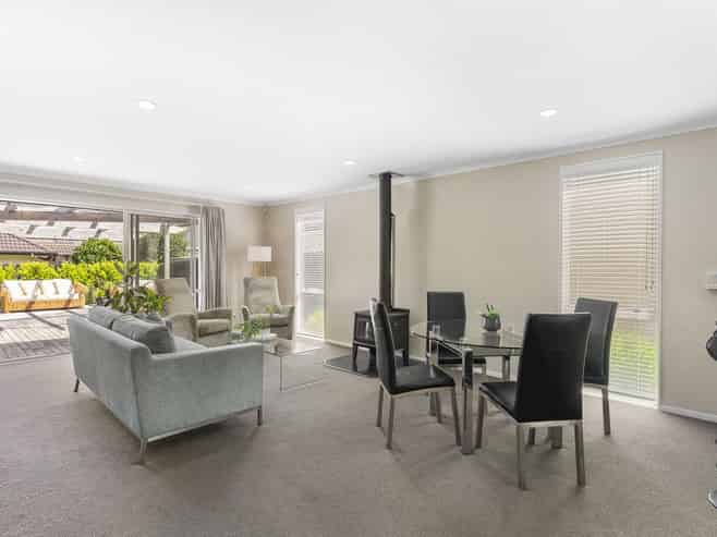 38 Bruce Pulman Drive, Takanini