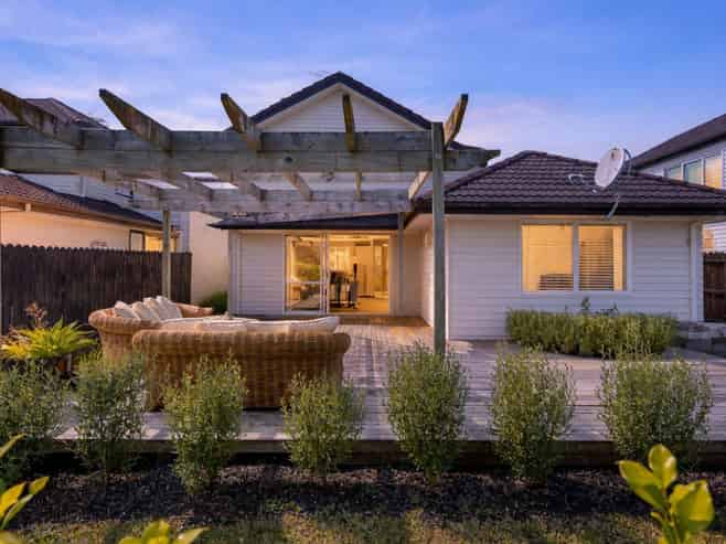 38 Bruce Pulman Drive, Takanini