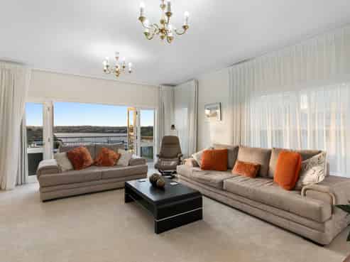 248A Hurstmere Road, Takapuna