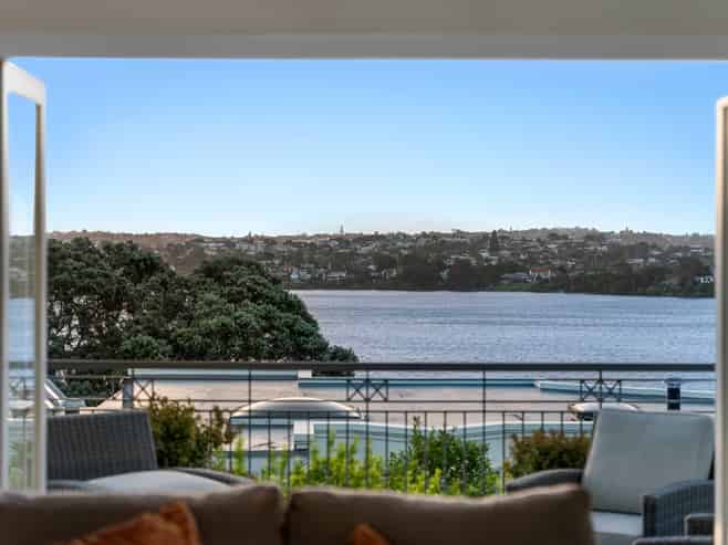 248A Hurstmere Road, Takapuna