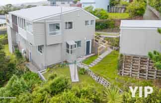 29A Chetwode Grove, Newlands