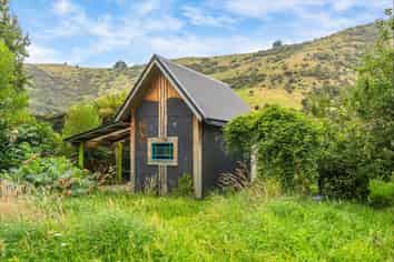 1194 Okains Bay Road, Okains Bay