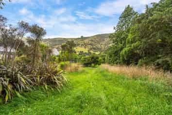 1194 Okains Bay Road, Okains Bay