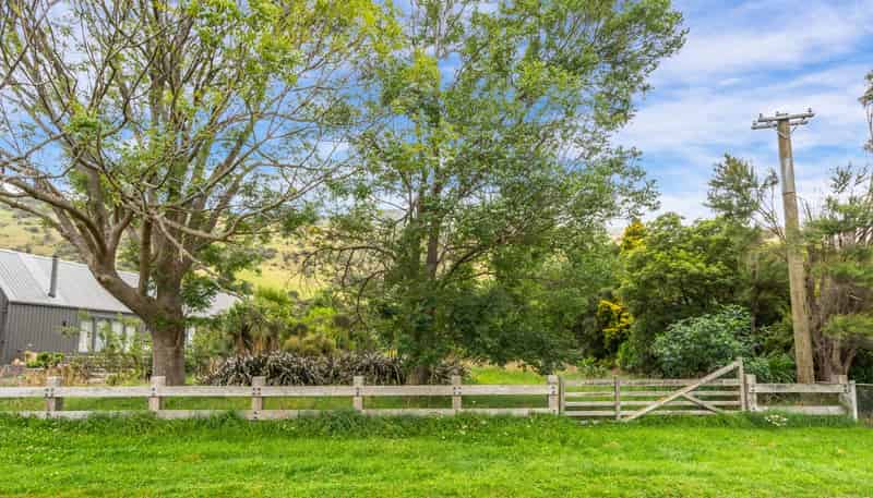 1194 Okains Bay Road, Okains Bay