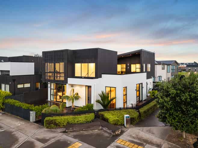 73 Joshua Carder Drive, Hobsonville