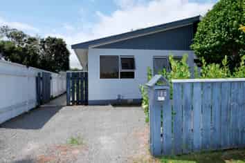 18b Marere Av, Paraparaumu