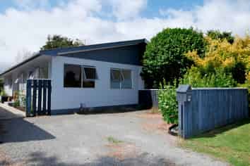 18b Marere Av, Paraparaumu