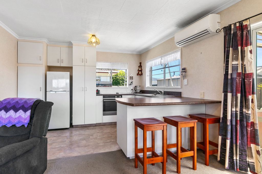 Private, Sunny and Spacious 3