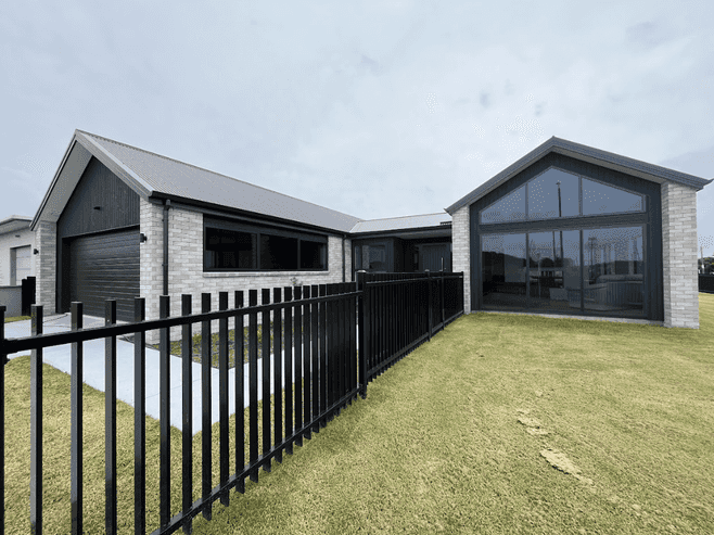 2 Rauiri Drive, One Tree Point