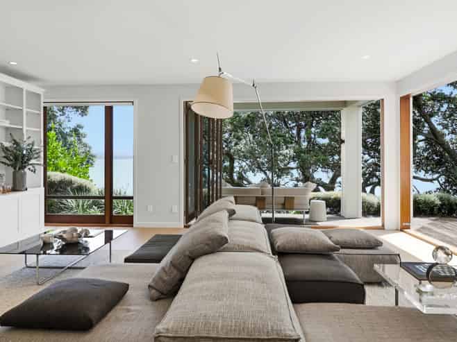 16 Joan Street, Point Chevalier