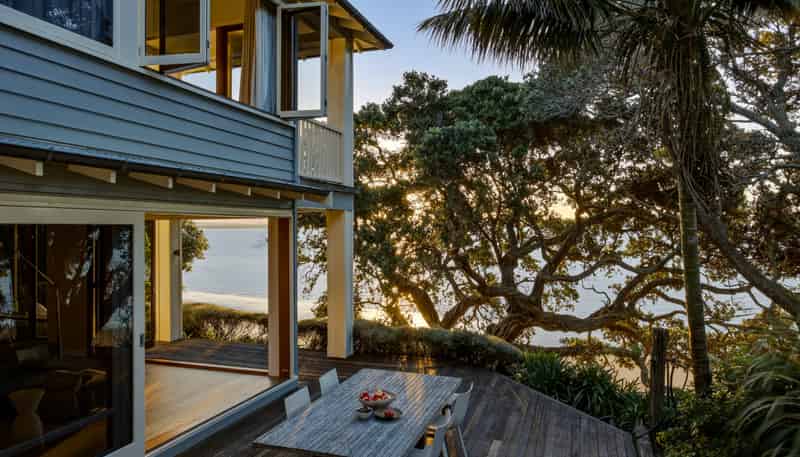 16 Joan Street, Point Chevalier