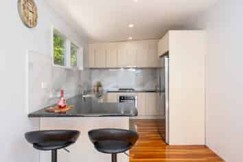 12A Silverbirch Grove, Churton Park