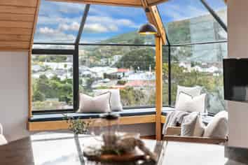 14 Madras Street, Khandallah