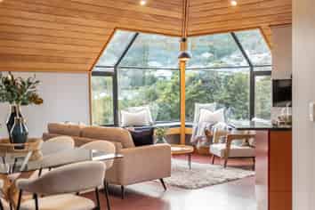 14 Madras Street, Khandallah