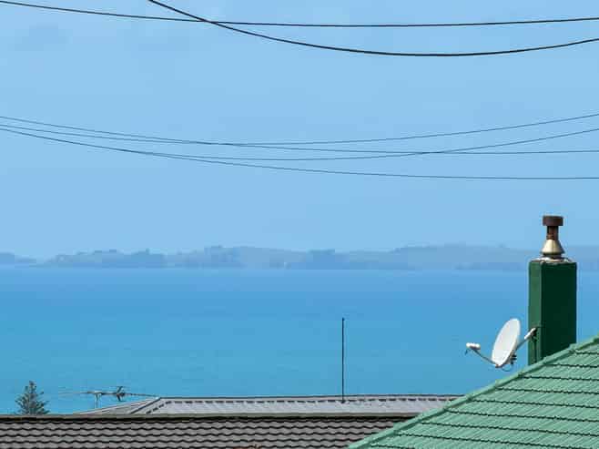 107 Sunrise Avenue, Murrays Bay