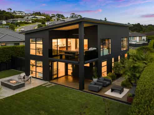 20 Woodridge Drive, Stanmore Bay