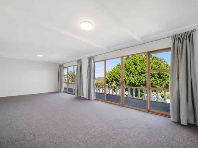 2 Icarus Place, Half Moon Bay