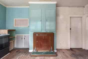 52 The Ridgeway, Enner Glynn