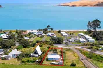289 Hokianga Harbour Drive, OMAPERE