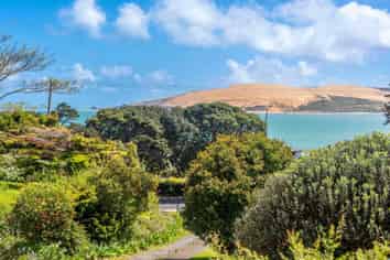 289 Hokianga Harbour Drive, OMAPERE