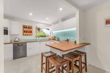 34 Dunedin Street, Redwood