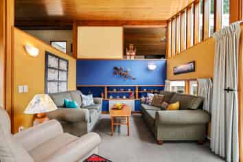 79 Nicholson Road, Khandallah