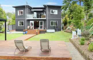 6 Stirling Place, Dinsdale