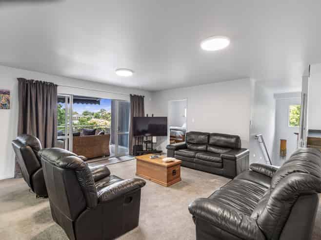 6 Stirling Place, Dinsdale