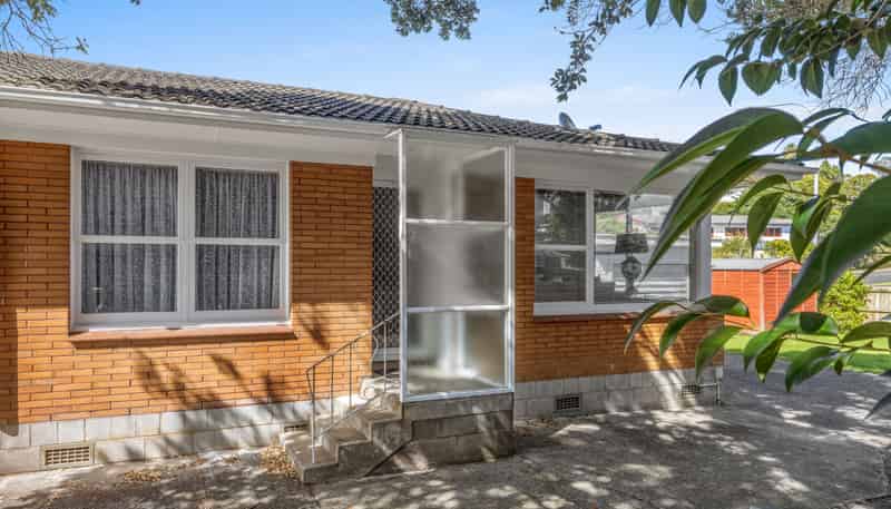 4/760 Beach Road, Browns Bay