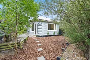 9 Arnold Street, Sumner