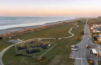 1,3 &4/27 Marine Parade, Carters Beach