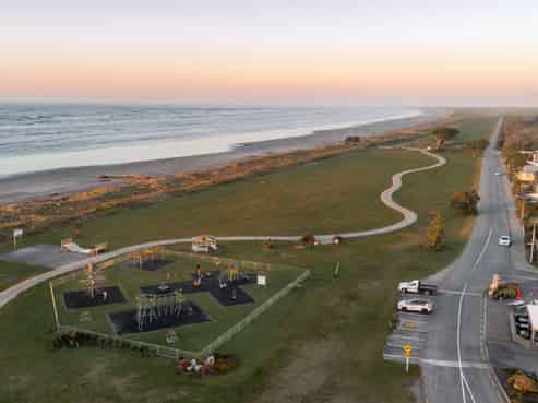 1,3 &4/27 Marine Parade, Carters Beach